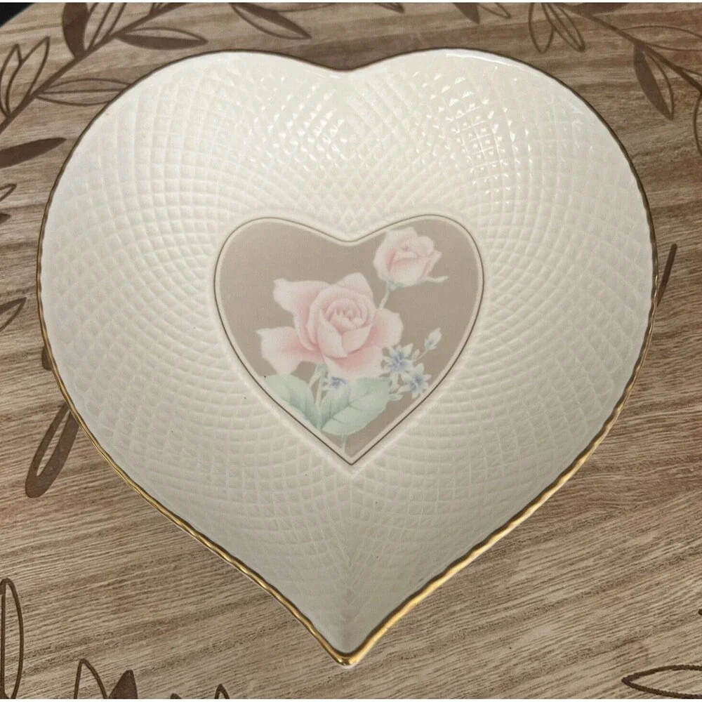 Mikasa ROSE DUET Taupe Heart Candy Dish Ivory Bone China Japan 6